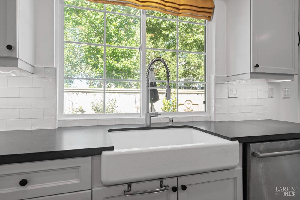 34 Mildenhall Street Novato CA 94949