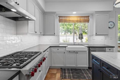 34 Mildenhall Street Novato CA 94949
