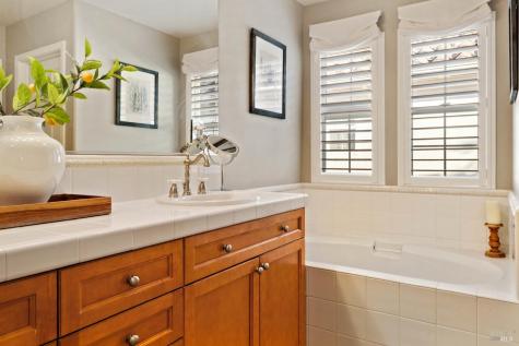34 Mildenhall Street Novato CA 94949