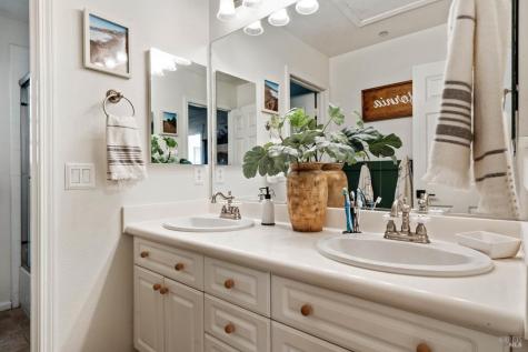 34 Mildenhall Street Novato CA 94949