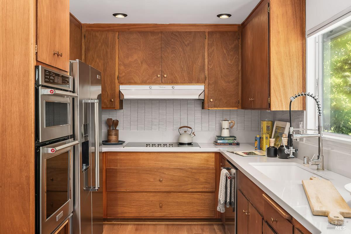 316 Riviera Drive San Rafael CA 94901
