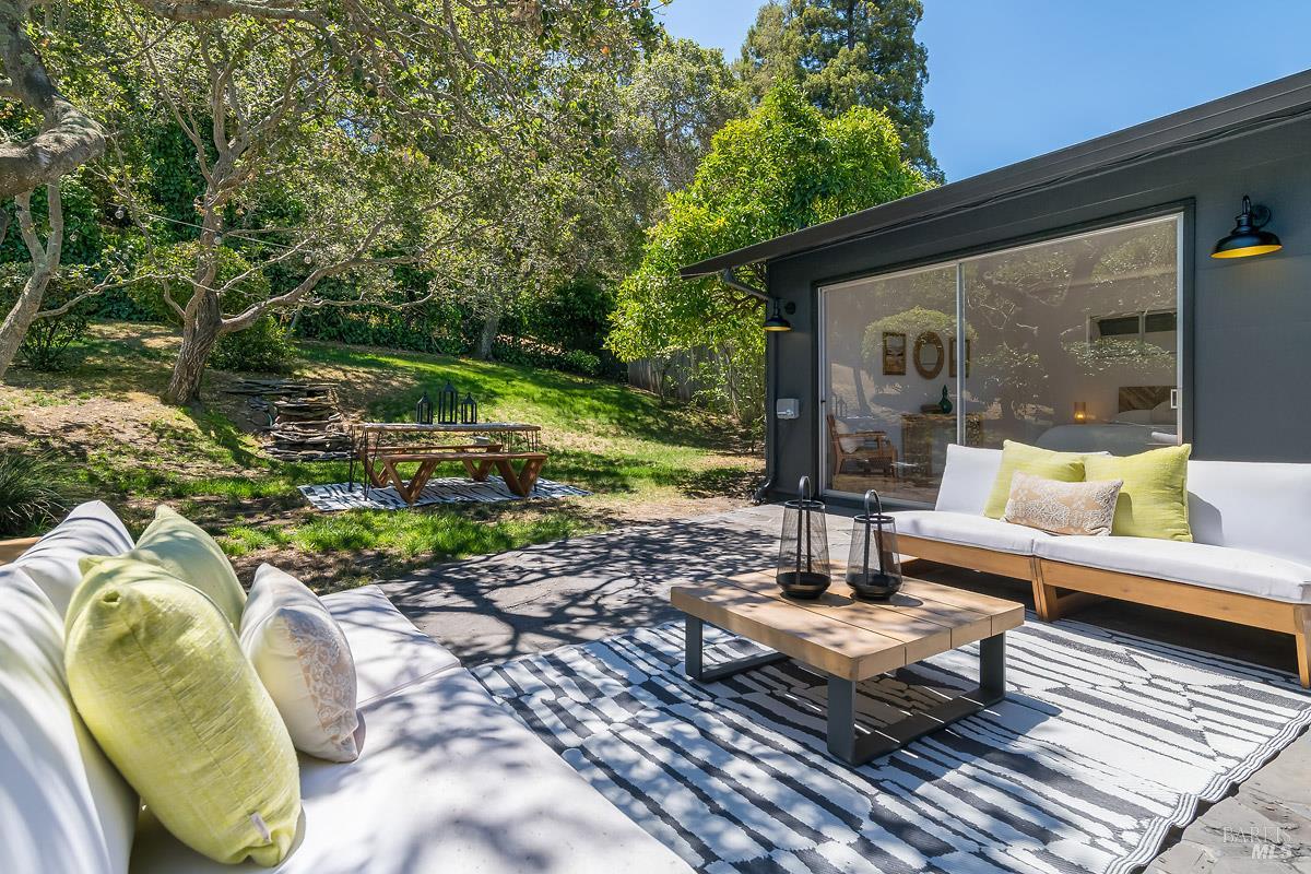 316 Riviera Drive San Rafael CA 94901