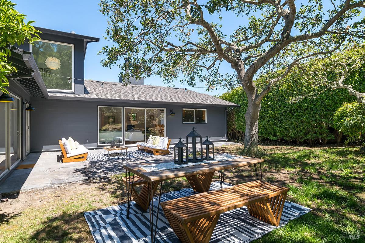 316 Riviera Drive San Rafael CA 94901