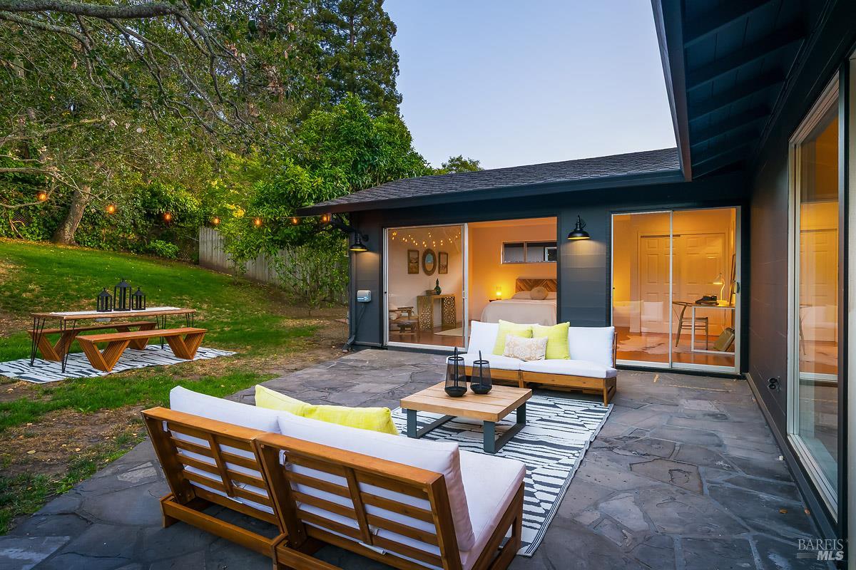316 Riviera Drive San Rafael CA 94901