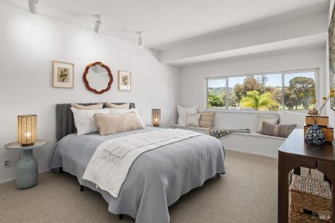 316 Riviera Drive San Rafael CA 94901