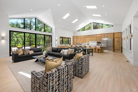 554 Shady Acres Lane Santa Rosa CA 95409
