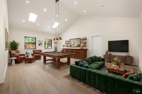 554 Shady Acres Lane Santa Rosa CA 95409