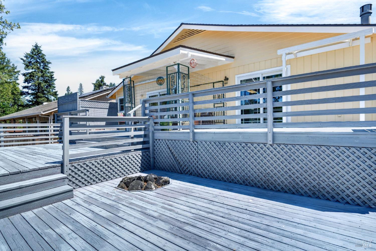 1567 Casteel Drive Willits CA 95490