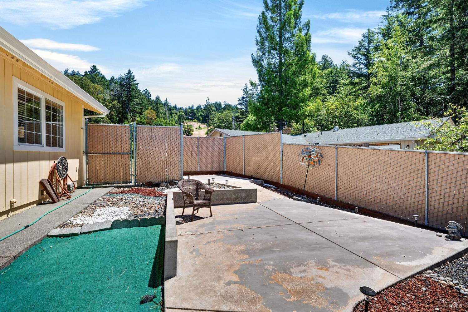 1567 Casteel Drive Willits CA 95490