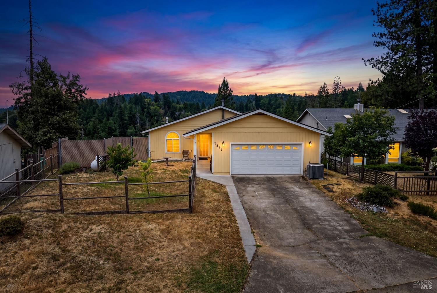 1567 Casteel Drive Willits CA 95490
