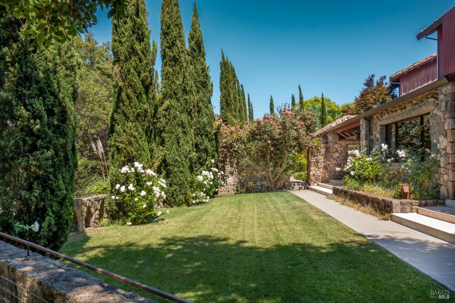 35 Forest Lane Napa CA 94558