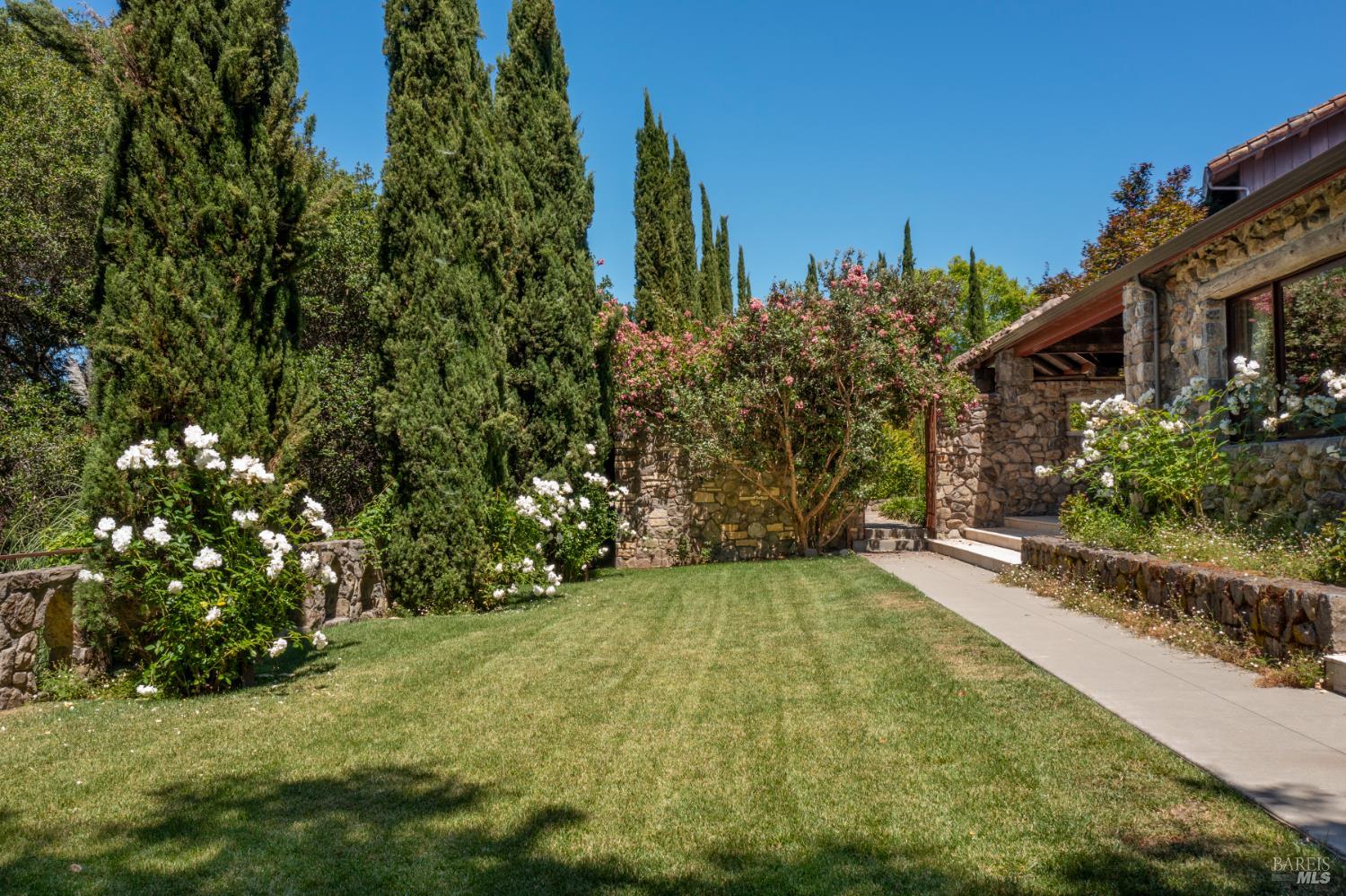 35 Forest Lane Napa CA 94558