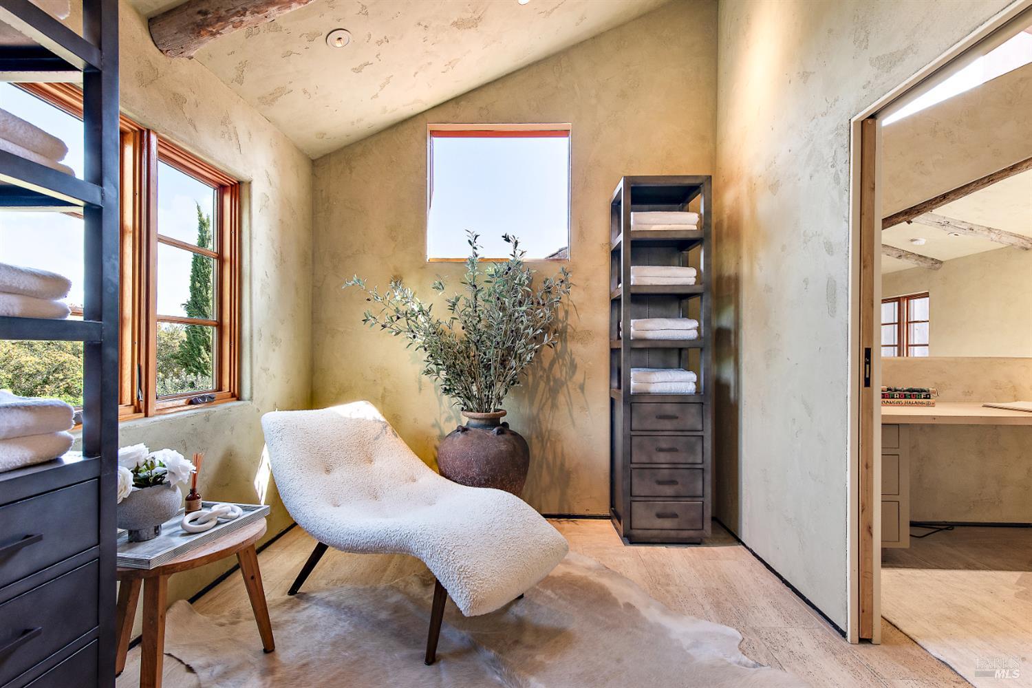 35 Forest Lane Napa CA 94558