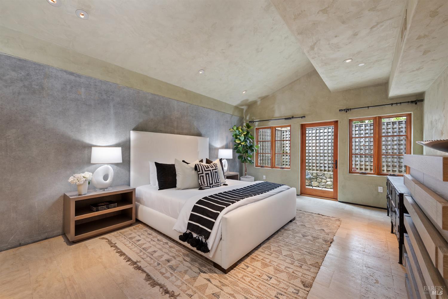 35 Forest Lane Napa CA 94558