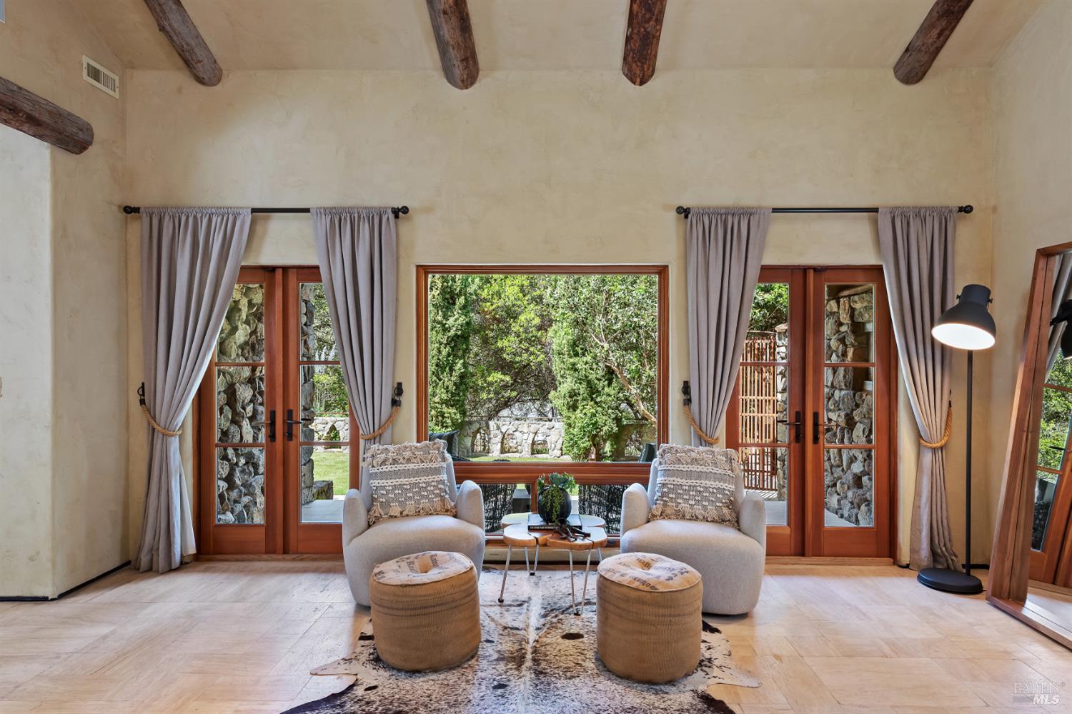 35 Forest Lane Napa CA 94558