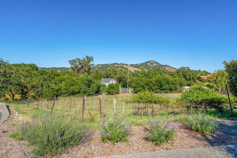 4548 Fable Court Santa Rosa CA 95404