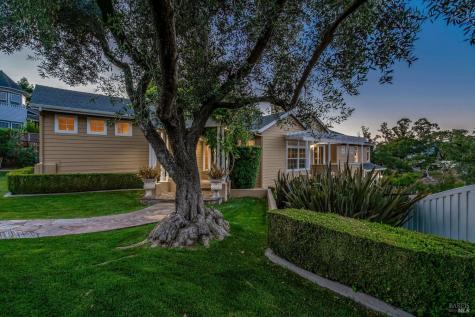4548 Fable Court Santa Rosa CA 95404