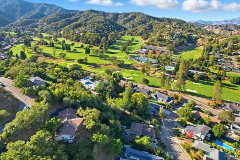 16 Burning Tree Drive Novato CA 94949