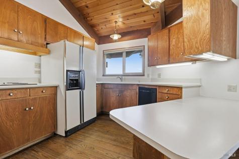 16 Burning Tree Drive Novato CA 94949