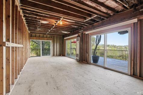 16 Burning Tree Drive Novato CA 94949