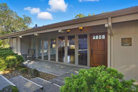 16 Burning Tree Drive Novato CA 94949