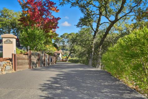 16 Burning Tree Drive Novato CA 94949