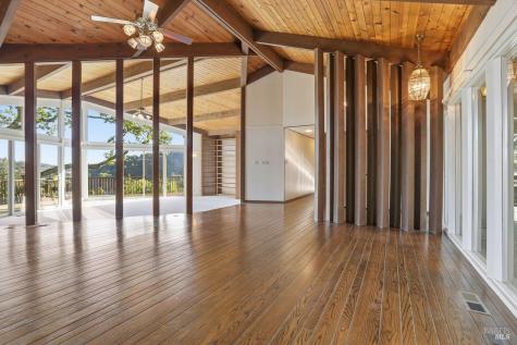 16 Burning Tree Drive Novato CA 94949