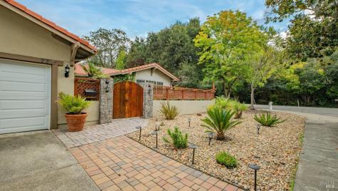22 Greengate Court Santa Rosa CA 95409