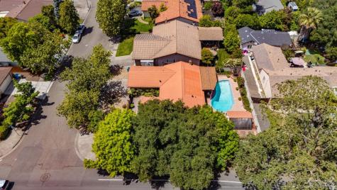 22 Greengate Court Santa Rosa CA 95409