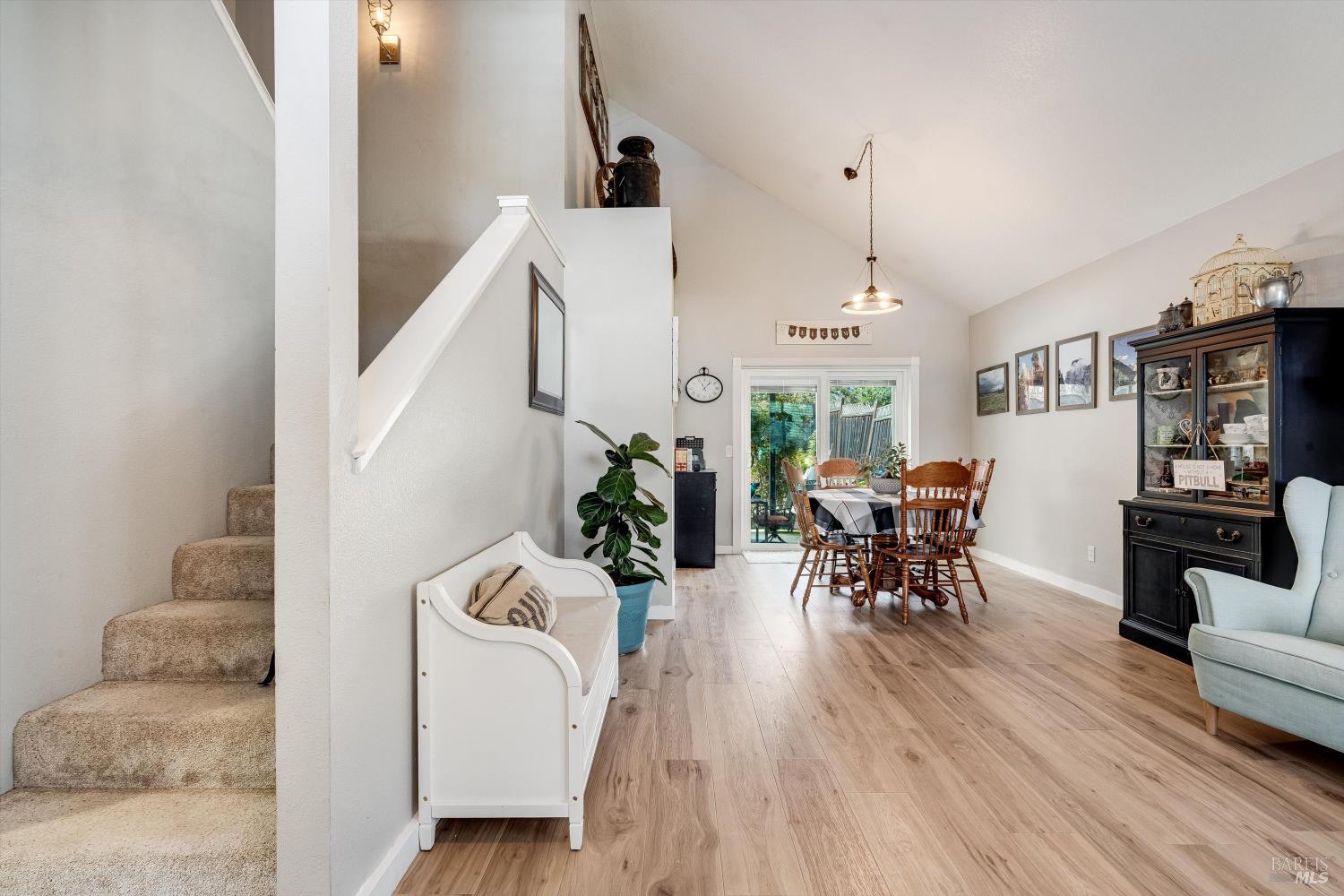 532 Walten Way Windsor CA 95492