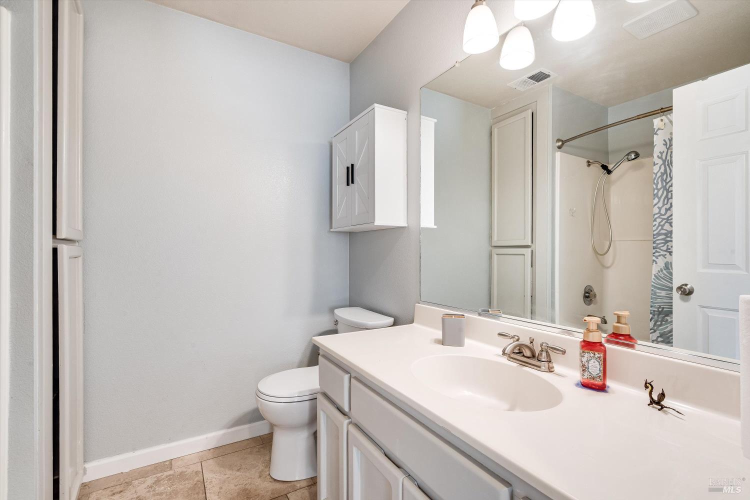 532 Walten Way Windsor CA 95492