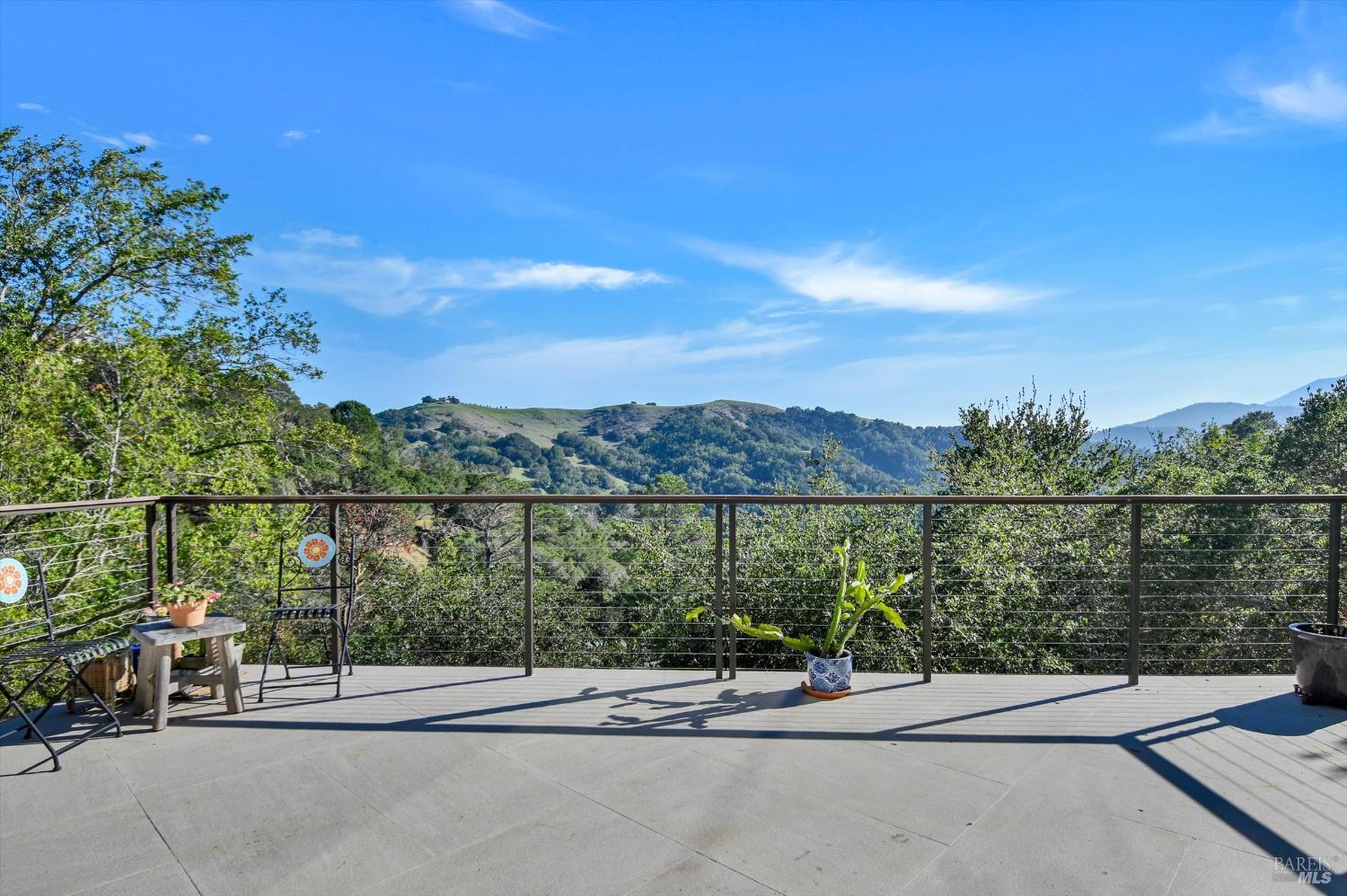 615 Oak Manor Drive Fairfax CA 94930
