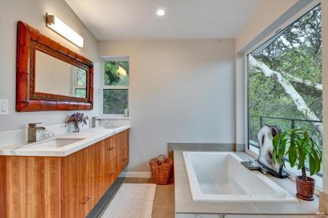 615 Oak Manor Drive Fairfax CA 94930