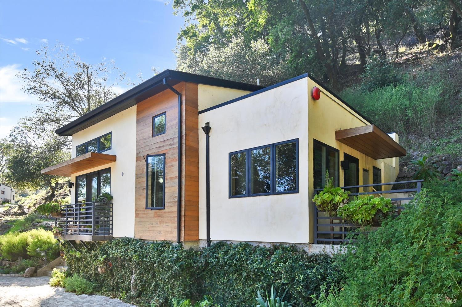 615 Oak Manor Drive Fairfax CA 94930