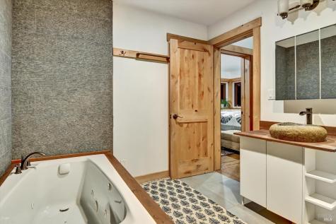 615 Oak Manor Drive Fairfax CA 94930