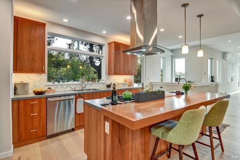 615 Oak Manor Drive Fairfax CA 94930