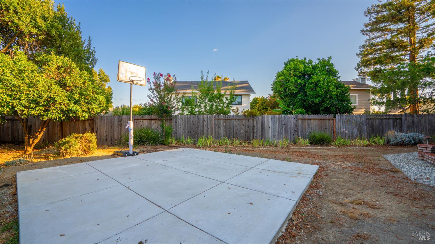 2500 Clipper Ship Court Fairfield CA 94534