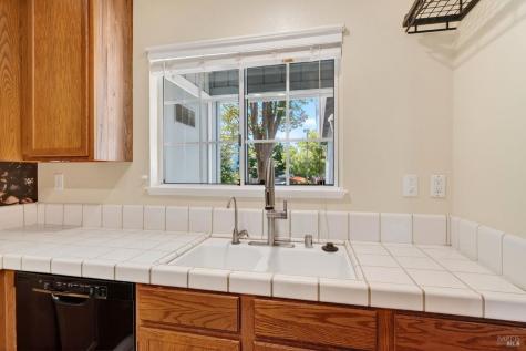 1780 Marlow Road Santa Rosa CA 95401
