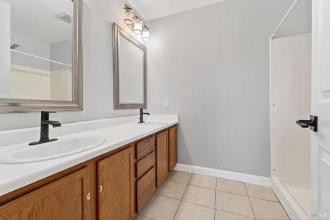 1780 Marlow Road Santa Rosa CA 95401