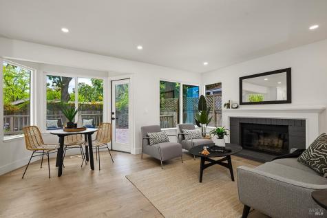 132 Dartmouth Way Windsor CA 95492
