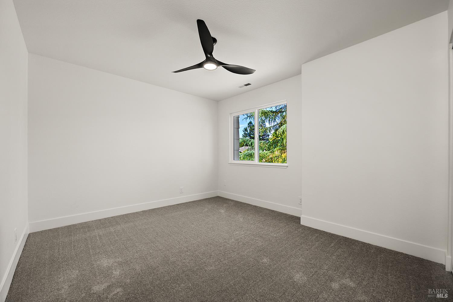 132 Dartmouth Way Windsor CA 95492