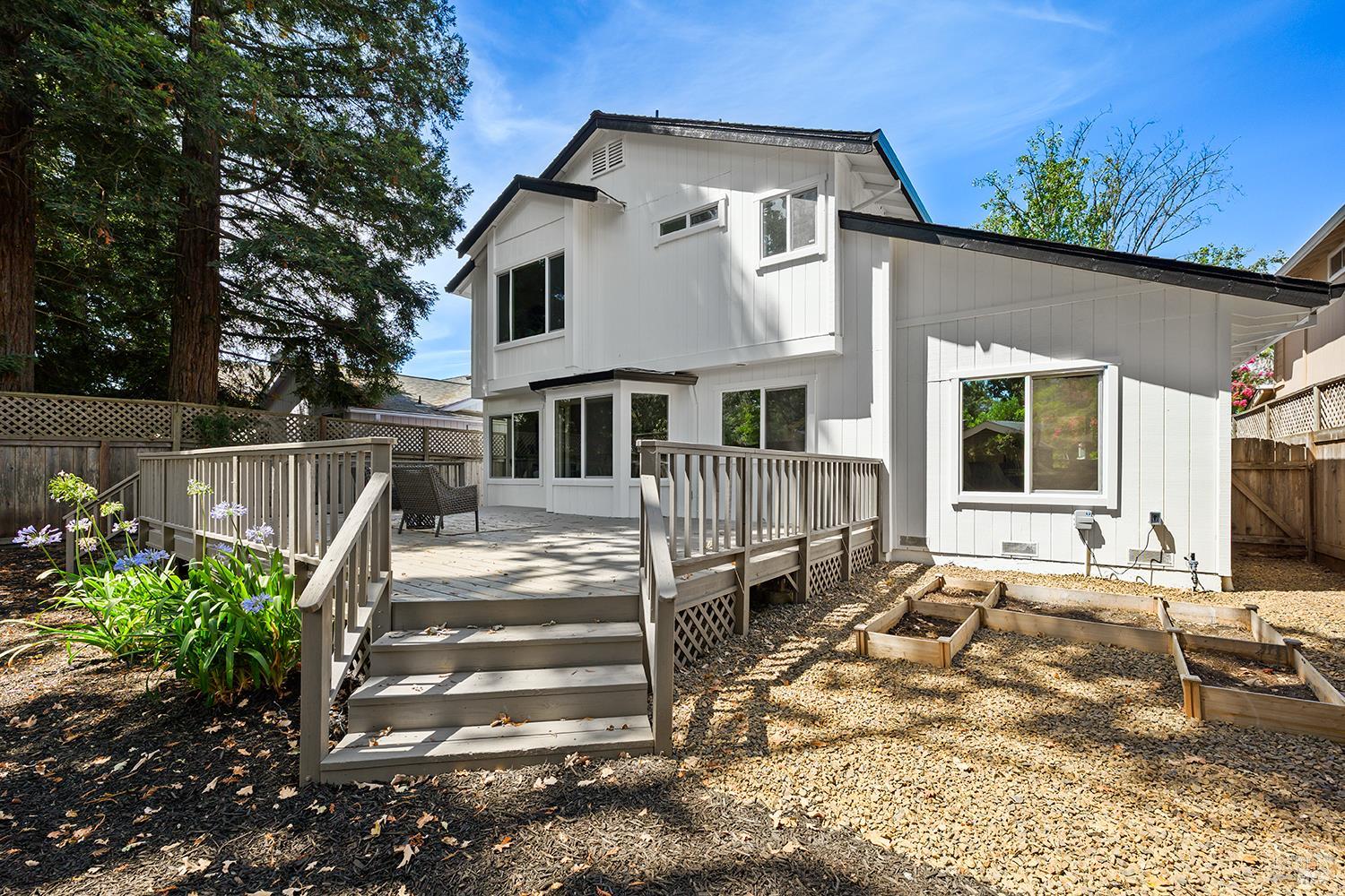 132 Dartmouth Way Windsor CA 95492