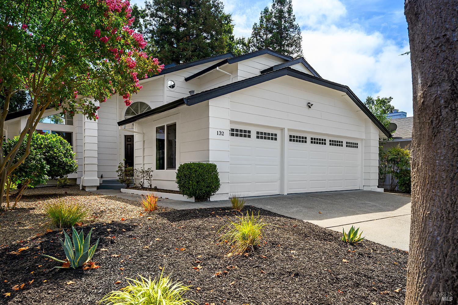132 Dartmouth Way Windsor CA 95492