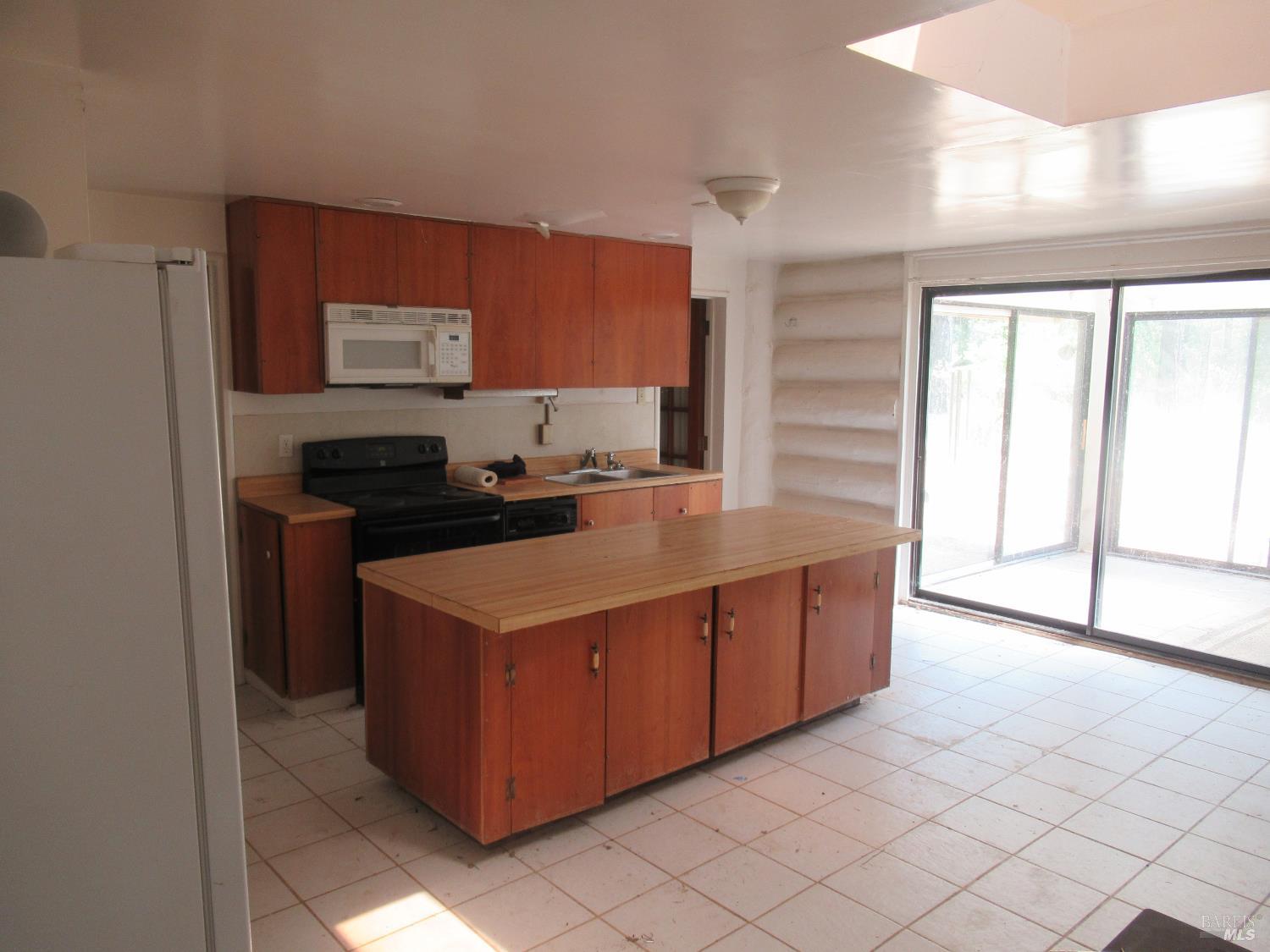 48700 Hwy 101 Highway Laytonville CA 95454