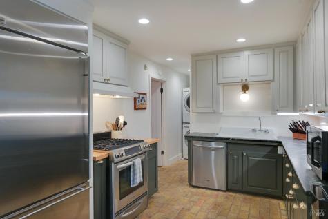 207 Madrone Avenue Larkspur CA 94939