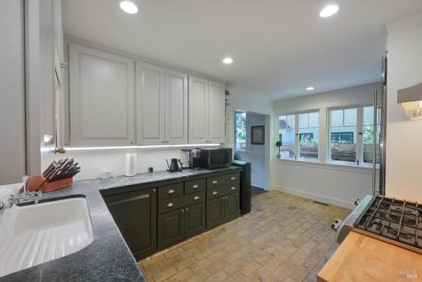 207 Madrone Avenue Larkspur CA 94939
