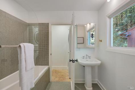 207 Madrone Avenue Larkspur CA 94939