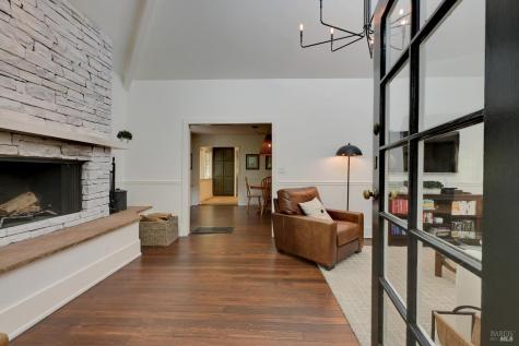 207 Madrone Avenue Larkspur CA 94939