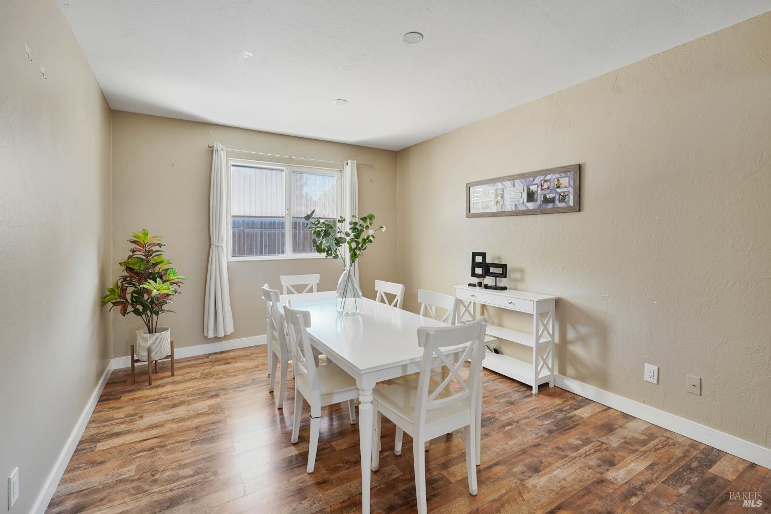 500 Cypress Street Dixon CA 95620