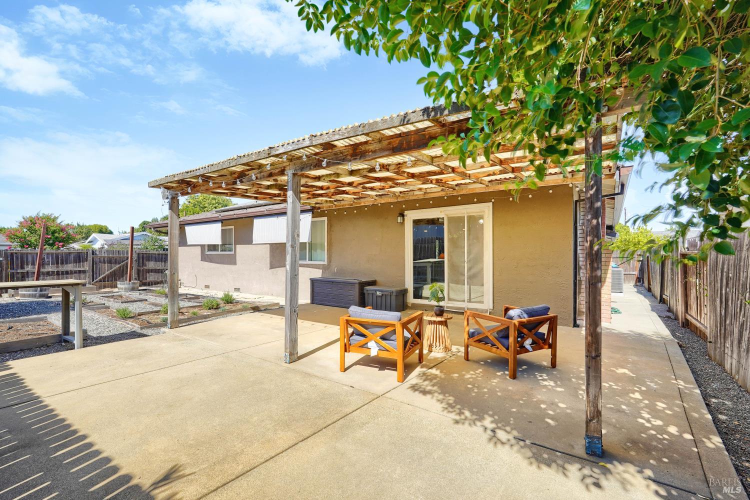 500 Cypress Street Dixon CA 95620